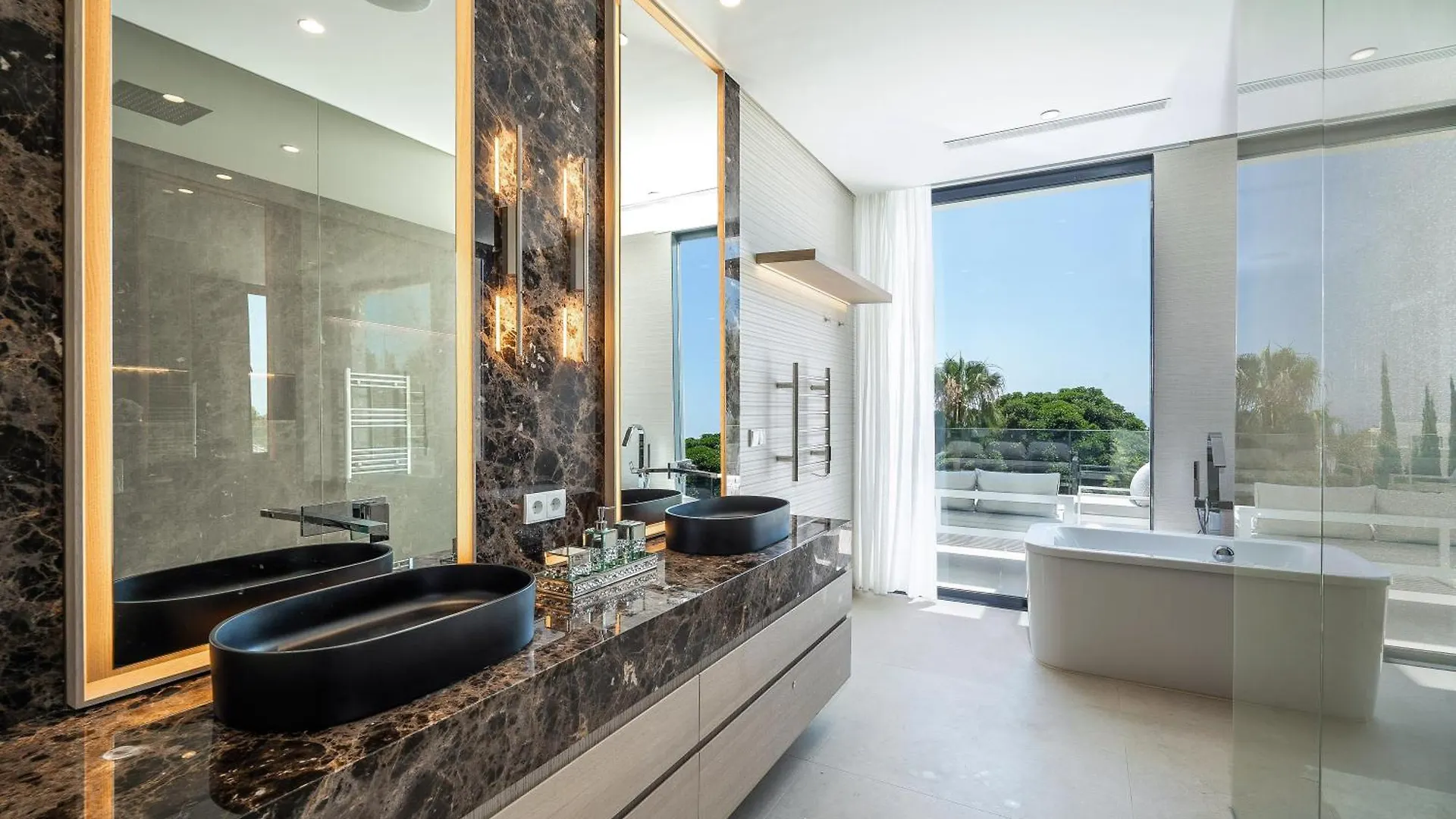 Villa Mirage, Sierra Blanca, Marbella 0*,